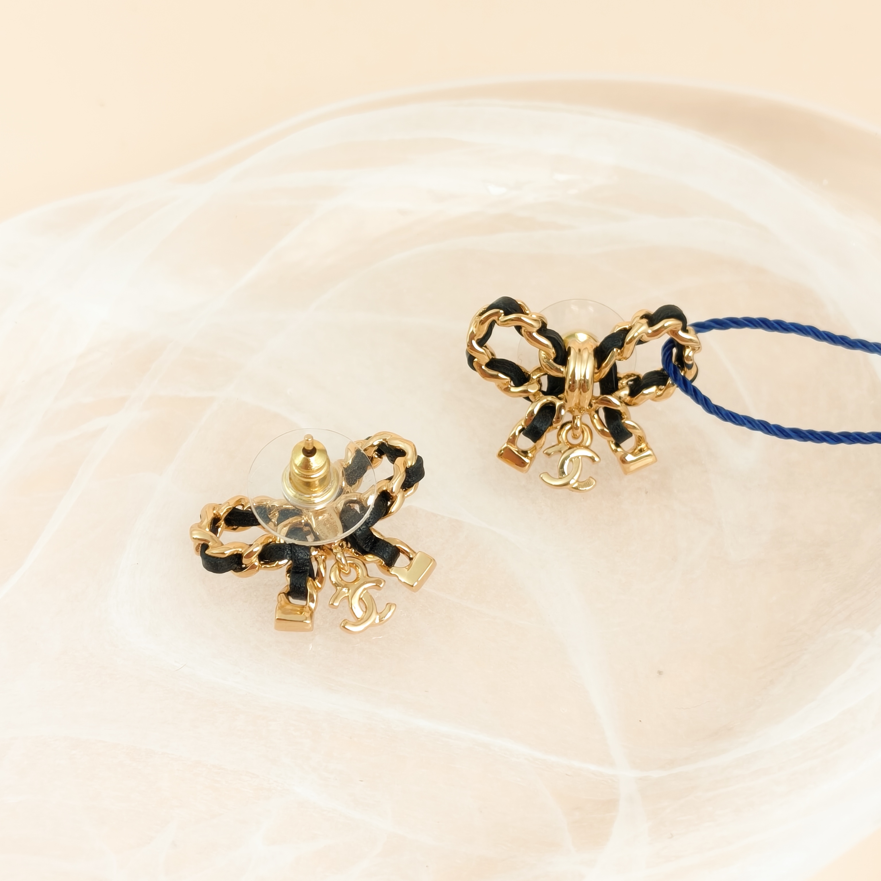 Chanel Earrings c Earrings Gold One Size — cover view 7 of 7