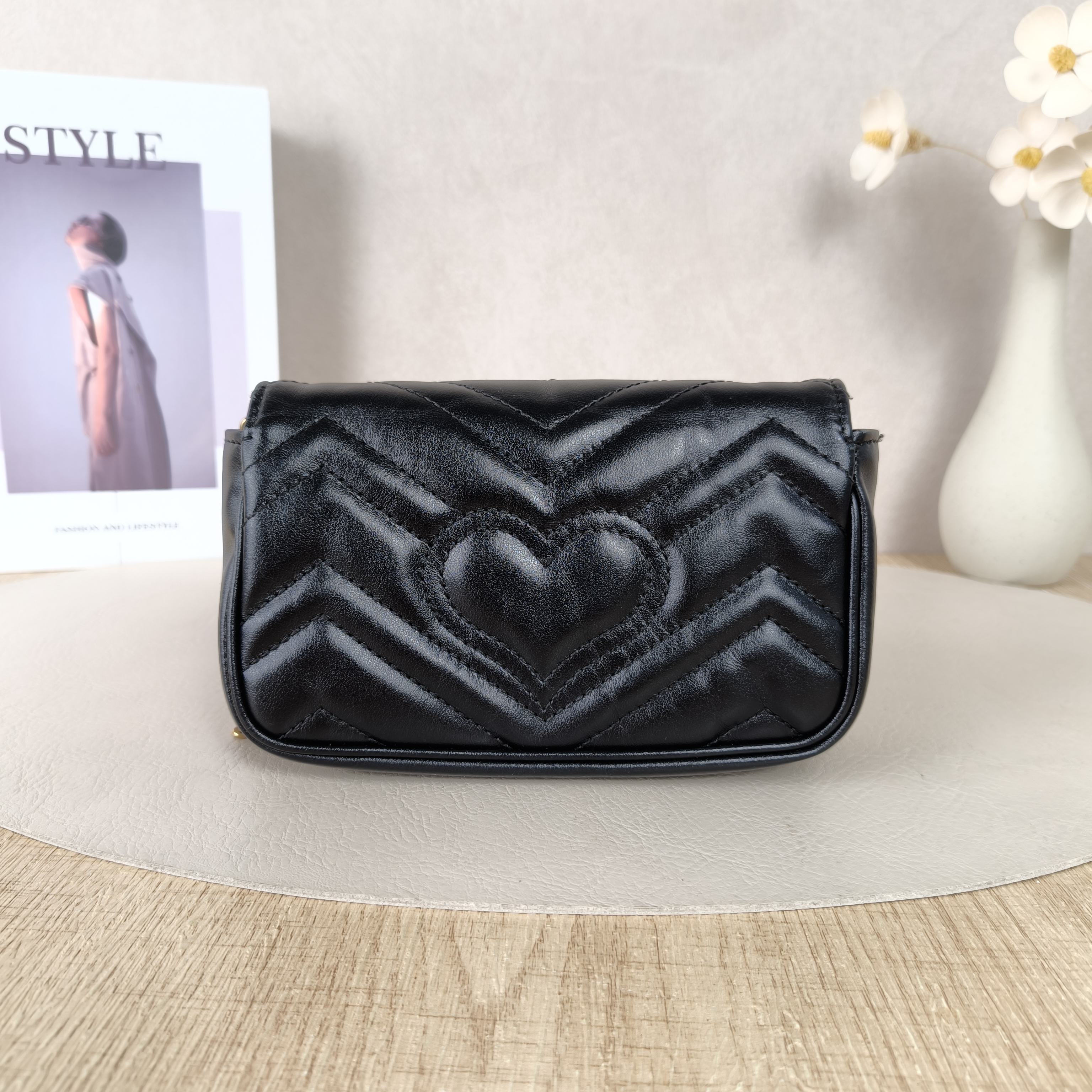GUCCI Crossbody Bag GG Marmont Mini Marmont Mini Black Calfskinmini16.5 × 4.5 × 9.5 cm — cover view 3 of 11