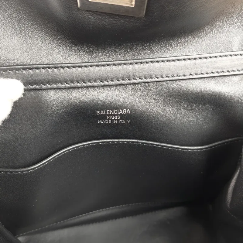 BALENCIAGA Crossbody Bag RODEO Black Calfskin Mini 23 × 10 × 17 cm — detail view 5 of 12