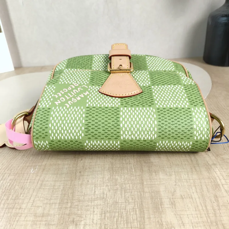 Louis Vuitton Crossbody Bag MONTSOURIS Messenger Bag Tyler PVC Small 20 × 7 × 17 cm — detail view 4 of 14