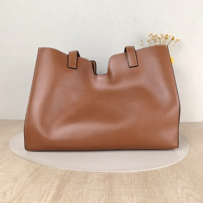 CELINE Shoulder Bag Cabas 16 Tote Bag Caramel Calfskin Large37 × 14 × 26 cm — cover view 2 of 5