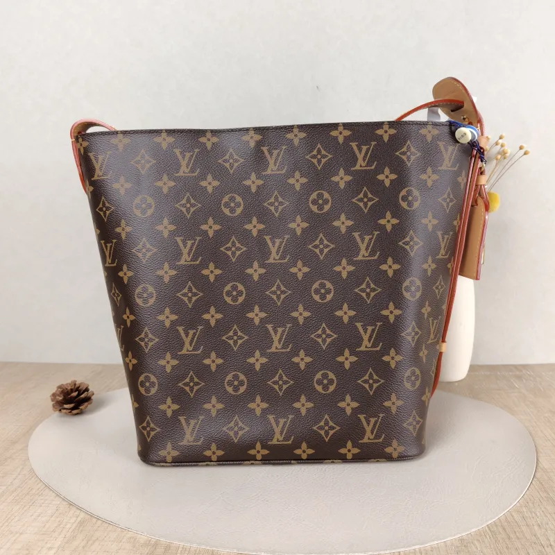 Louis Vuitton Top Handle Bag ALL IN Monogram PVC Large 26 × 18 × 31 cm — detail view 4 of 11