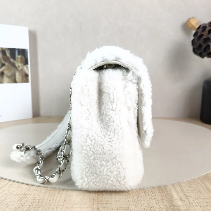 Chanel Shoulder Bag Editioncf Wool One Size 27 × 7 × 16.5 cm — detail view 4 of 13