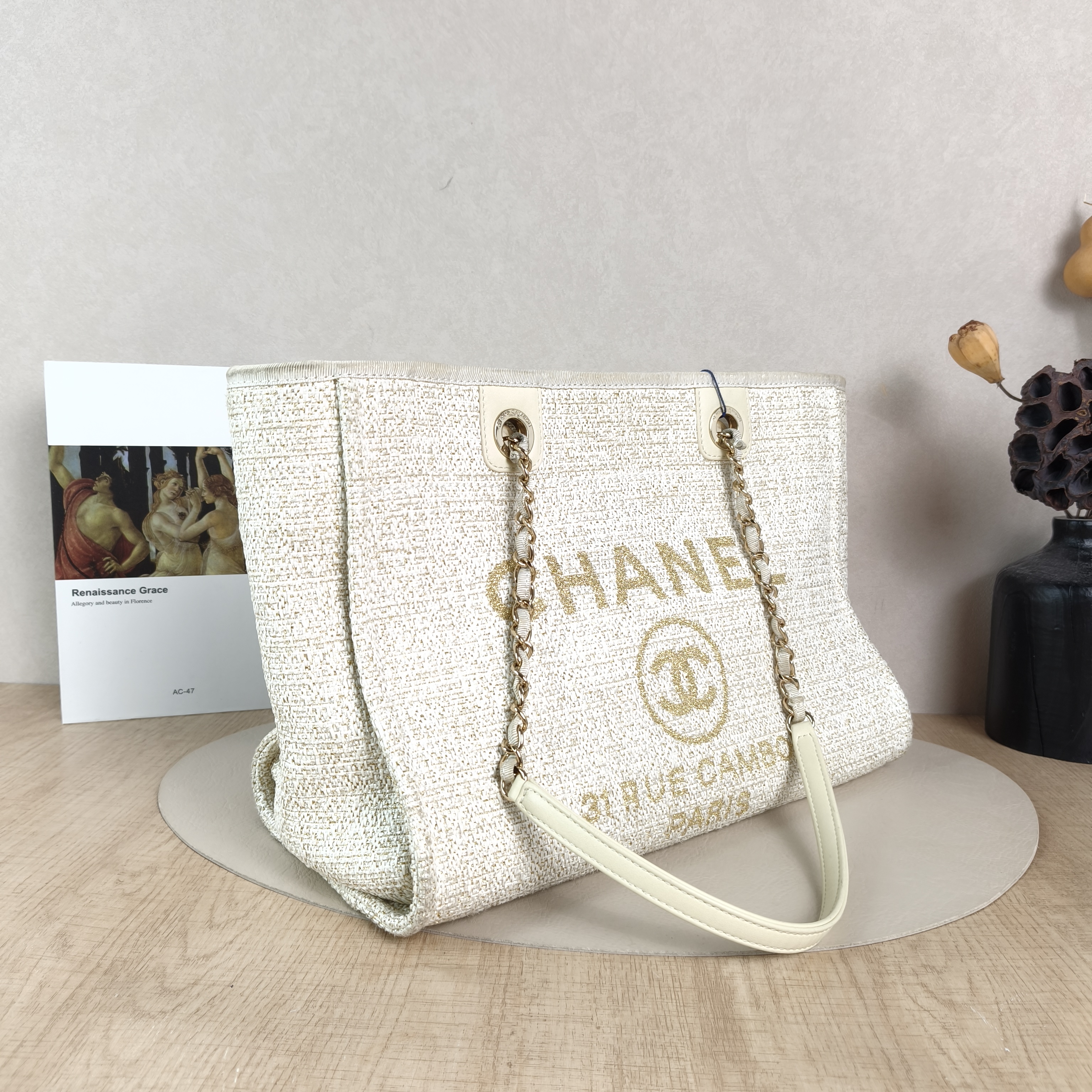 Chanel Shoulder Bag White Gold Canvas Woven One Size35 × 17 × 25 cm — cover view 2 of 5
