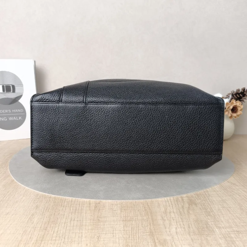 Hermès Shoulder Bag Alfred Messenger Bag Shoulder Bag Black TC Calfskin One Size 35 × 13 × 25 cm P — cover view 3 of 5