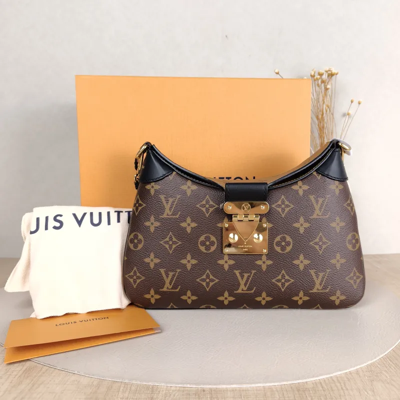 Louis Vuitton Crossbody Bag Twinny Monogram PVC 29 × 9 × 19 cm — cover view 2 of 6