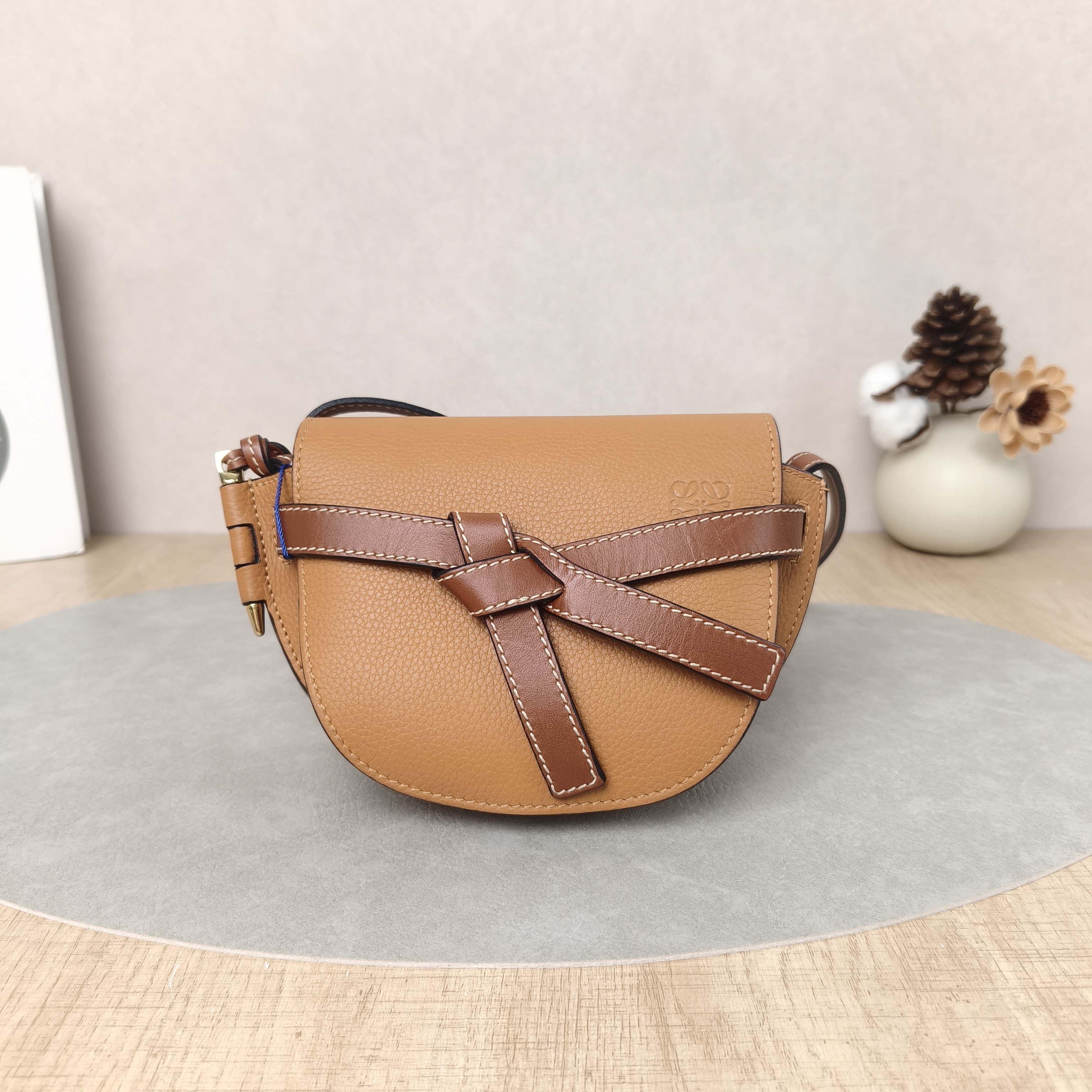 LOEWE Crossbody Bag Gate Brown Calfskinmini15 × 8 × 12.5 cm
