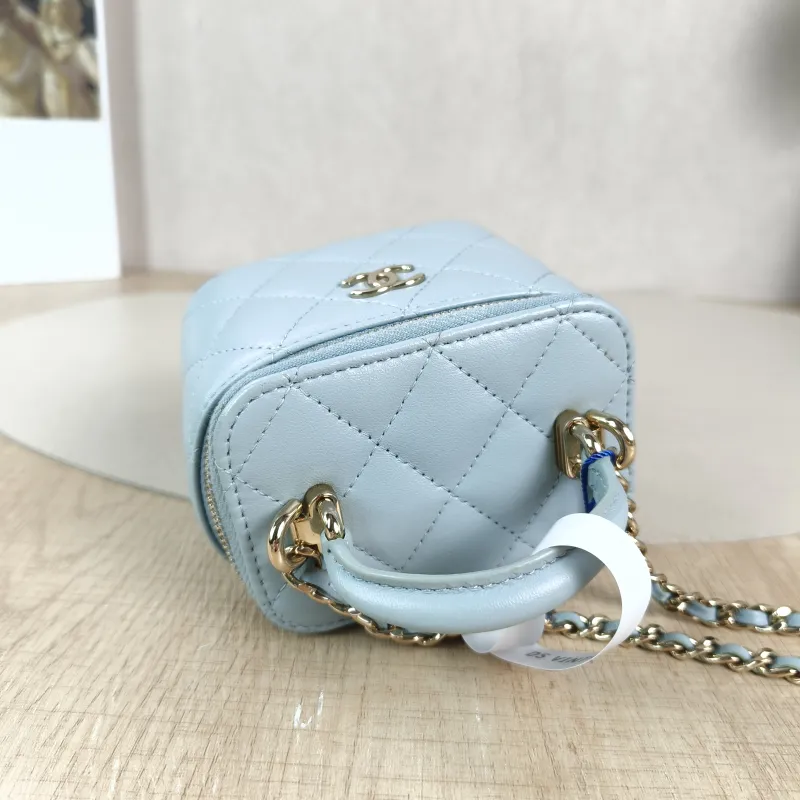 Chanel Crossbody Bag Edition Blue Lambskin One Size10 × 7 × 9 cm — detail view 12 of 14