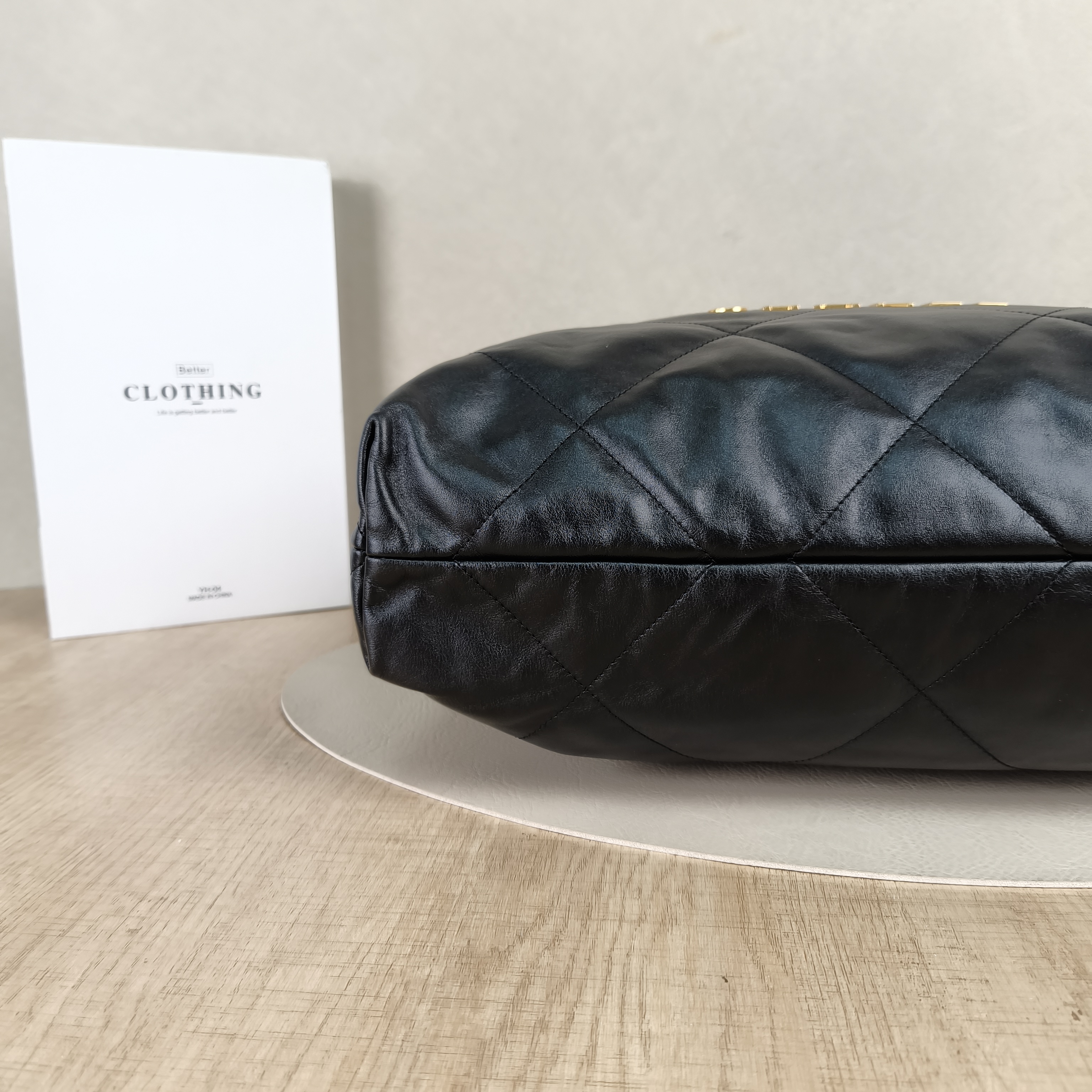 Chanel Shoulder Bag22Bag Black CC alfskin39 × 8 × 42 cm — cover view 7 of 8
