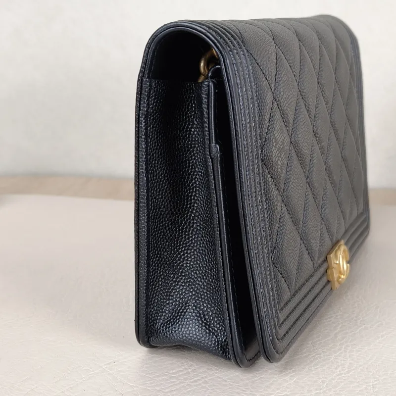 Chanel Crossbody Bag Le Boy​ WOC Black Grained Calfskinmini19.2 × 3.5 × 12.3 cm — detail view 5 of 13