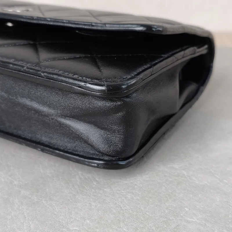Chanel Crossbody Bag Classic Flap WOC CF WOCWOC Bag Black Lambskin Mini 19.2 × 3.5 × 12.3 cm 20 — detail view 13 of 13
