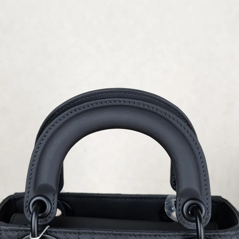 DIOR Crossbody Bag Lady Lady Dior Bag Black Lambskinmini17 × 7 × 15 cm — detail view 11 of 13