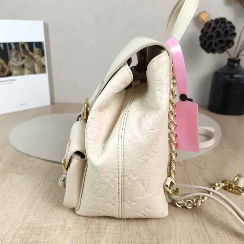 Louis Vuitton Backpack Backup Backpack White Calfskin One Size 20 × 14 × 22 cm — detail view 9 of 12