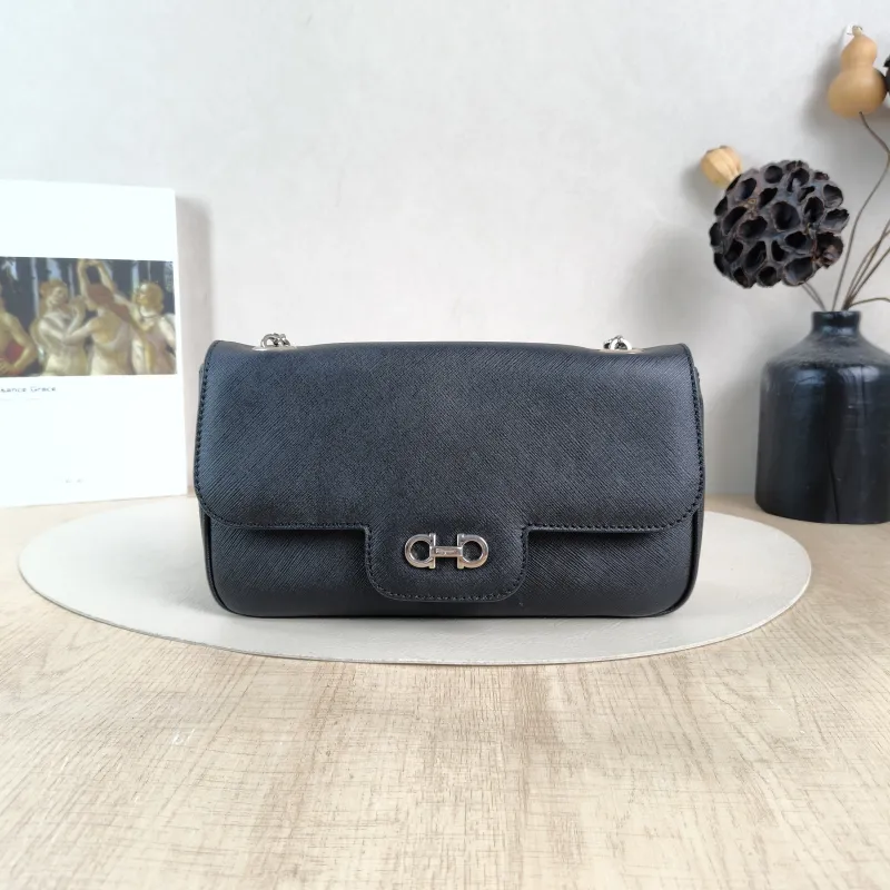 FERRAGAMO Shoulder Bag Shoulder Bag Black Calfskin One Size 24 × 6 × 14 cm