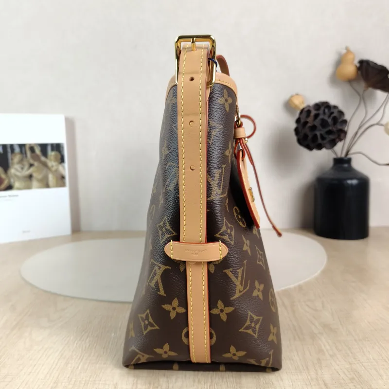 Louis Vuitton Crossbody Bag Carryall Monogram PVC Small29 × 12 × 24 cm — detail view 8 of 11