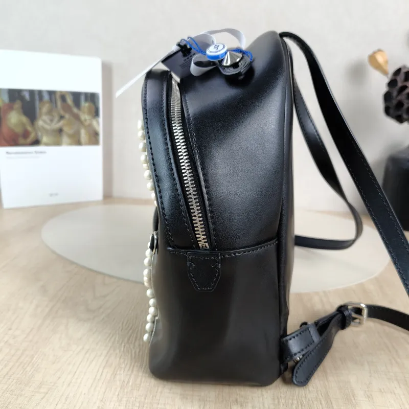 FENDI Backpack Pearl Backpack Black Calfskin One Size21 × 10 × 25 cm — detail view 7 of 12