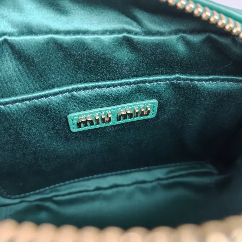 Miumiu Top Handle Bag Arcadie MatelasséCollection Edition Green Lambskin Small 19 × 6 × 13 cm — detail view 7 of 11