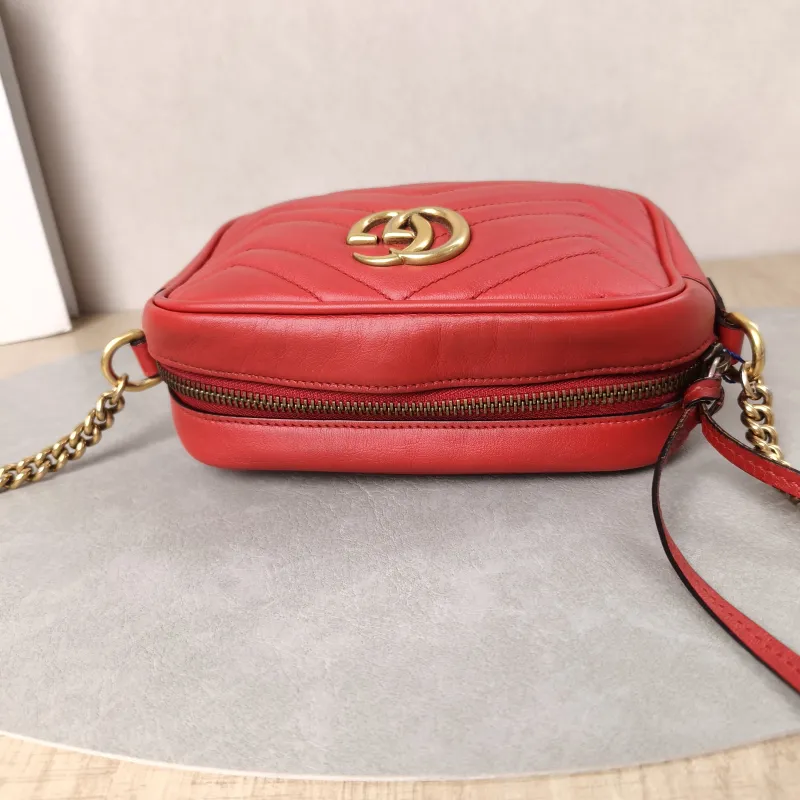 GUCCI Crossbody Bag GG Marmont Marmont Camera Bag Red Calfskinmini18 × 6 × 12 cm — detail view 14 of 16