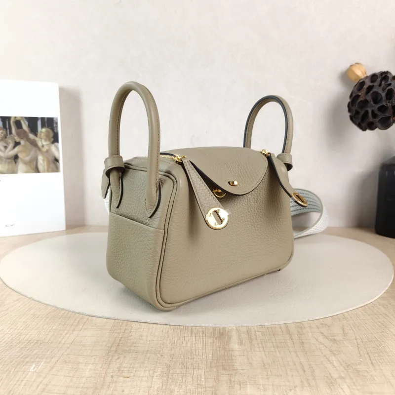 Hermès Crossbody Bag Lindy Mini 19 8Q Beige TC Calfskin Mini 19 × 9.5 × 13 cm G — cover view 5 of 6