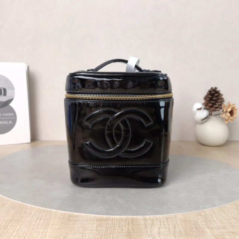 Chanel Top Handle Bag Edition Top Handle Bag Black Patent Leather One Size15 × 13 × 16 cm