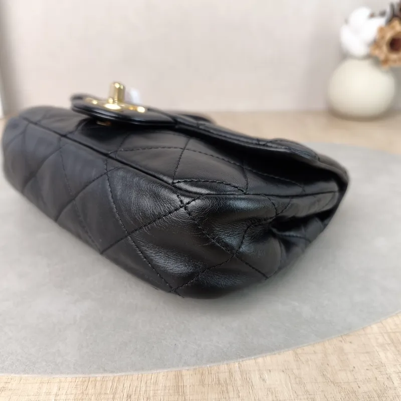 Chanel Crossbody Bag Pearl cf Collection Crossbody Bag Black Calfskin One Size 20 × 5 × 12 cm 30 — detail view 1 of 11
