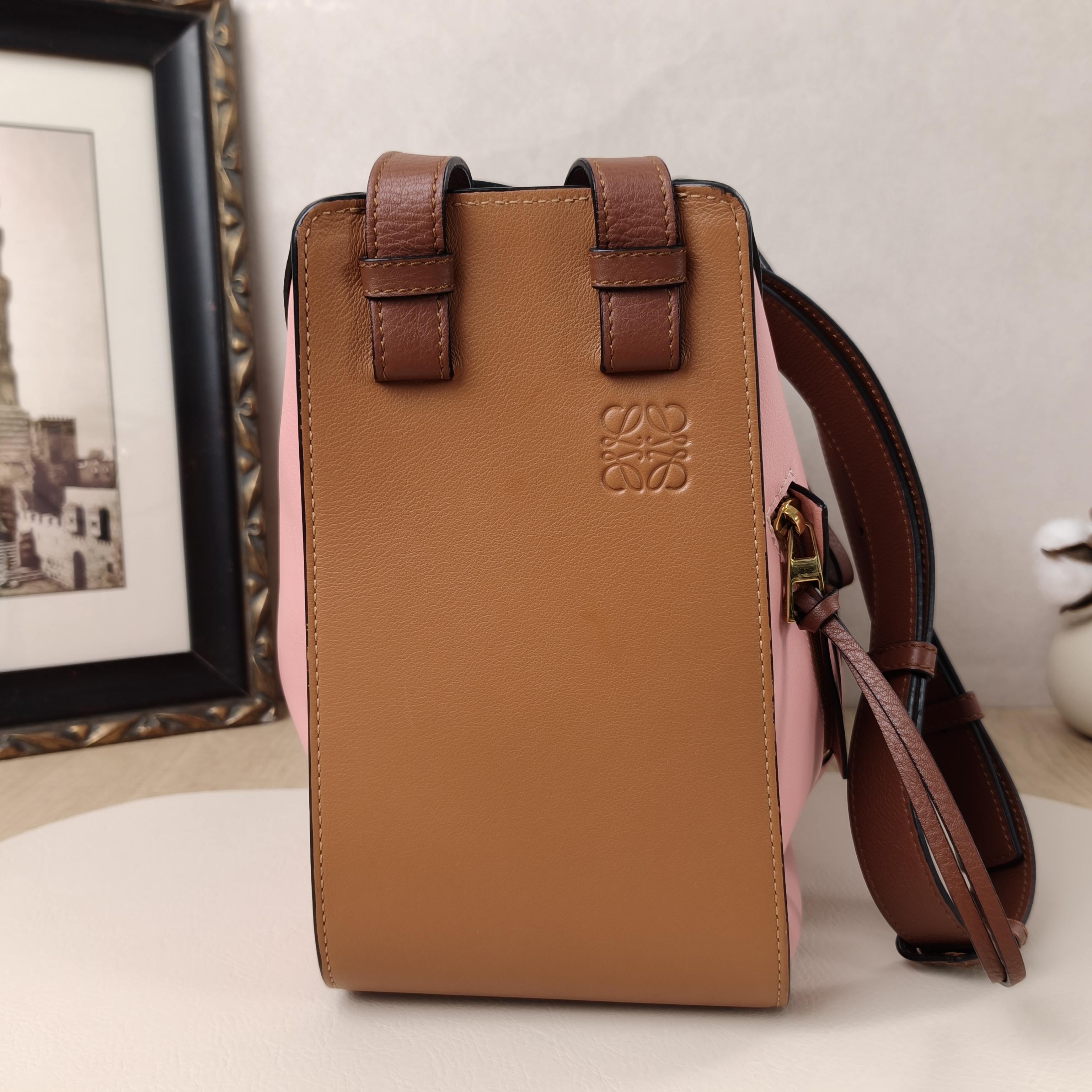 LOEWE Crossbody Bag Hammock Colorblock Calfskin Medium29 × 14 × 32 cm — cover view 7 of 9