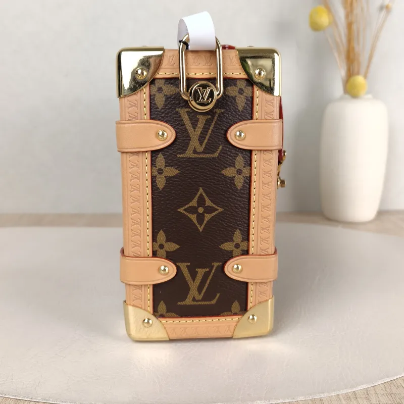 Louis Vuitton Crossbody Bag Side Trunk Box Monogram PVC Medium 23.5 × 8.5 × 16 cm — detail view 8 of 13