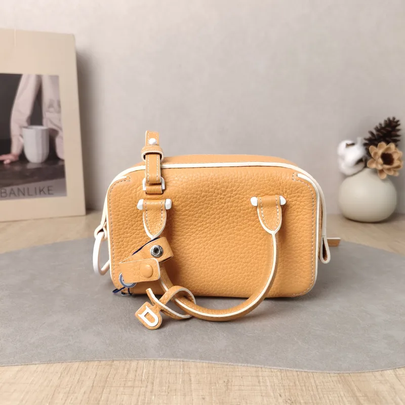 DELVAUX Top Handle Bag Cool Box Box Shoulder Bag Calfskin nano 16.5 × 7.5 × 10.5 cm — cover view 2 of 5