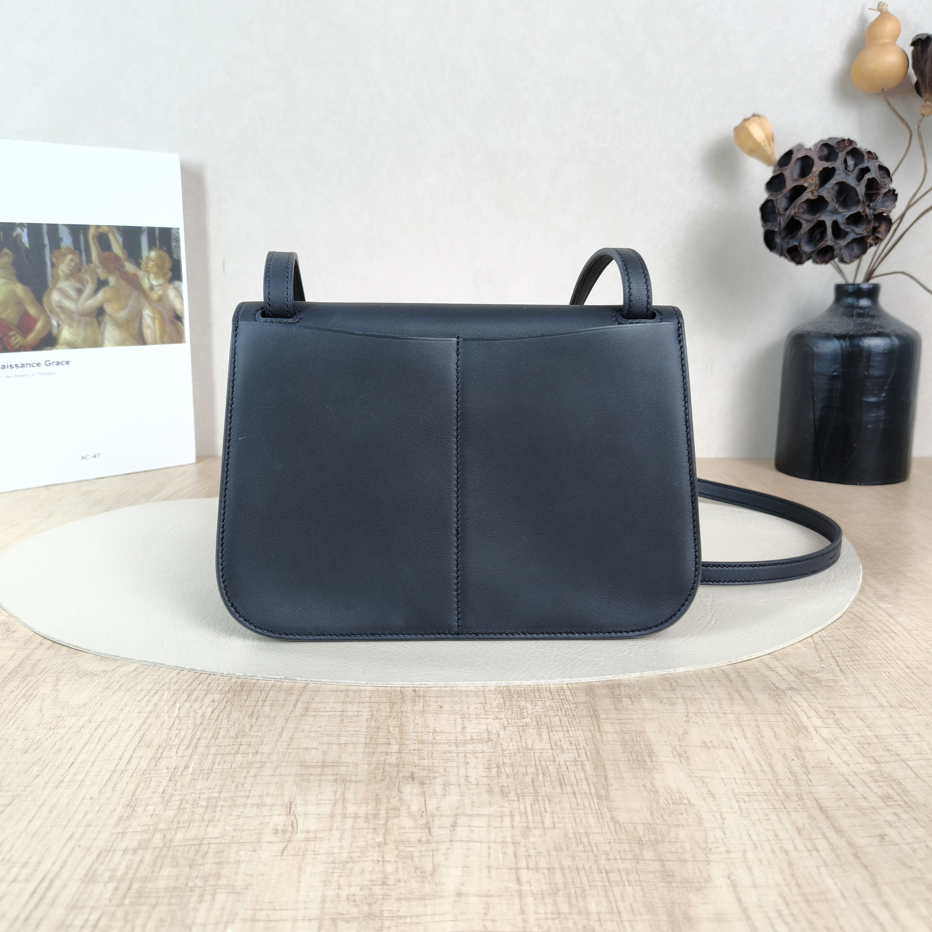 Hermès Crossbody Bag Halzan Black Swift Calfskinmini22 × 6.5 × 15 cm — cover view 3 of 6