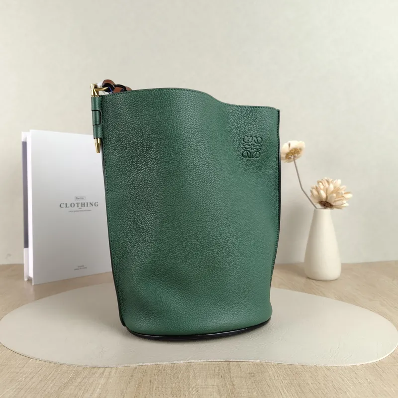 LOEWE Crossbody Bag Crossbody Bag Green Calfskin One Size 19 × 14 × 27 cm — cover view 3 of 4