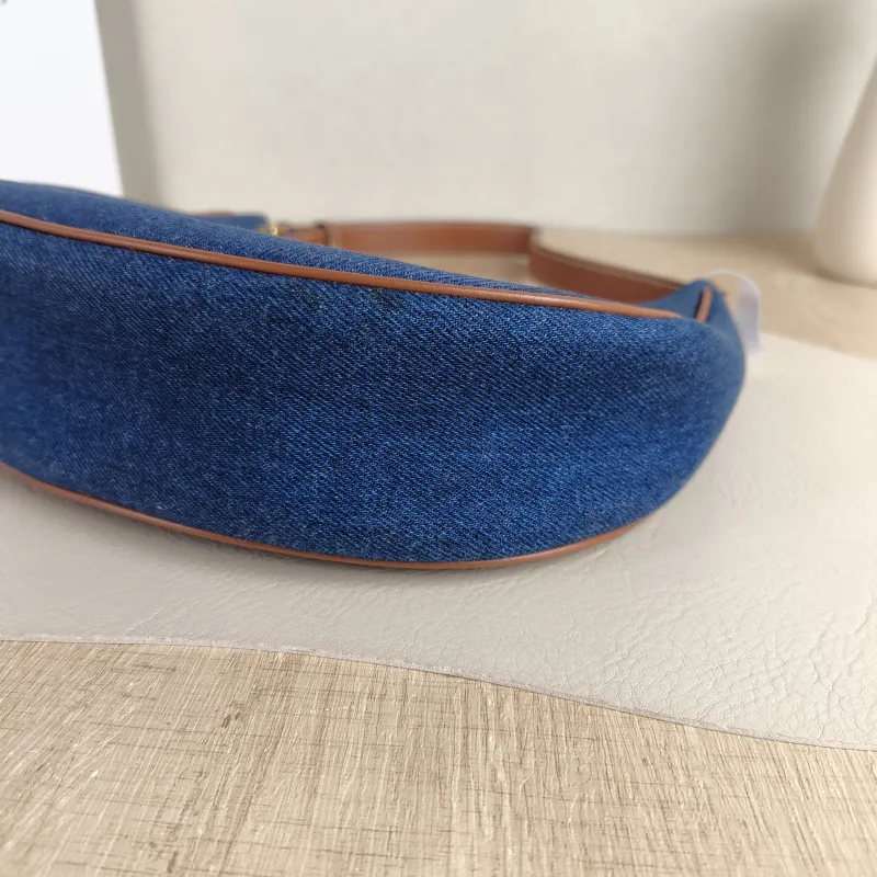 CELINE Shoulder Bag AVA Blue 24.5 × 7 × 16 cm — detail view 7 of 11