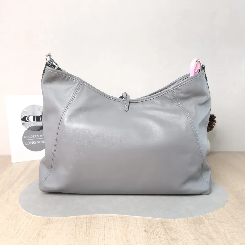 Louis Vuitton Crossbody Bag Carryall Vibe Grey SL ambskin Medium 39 × 15 × 30 cm — cover view 2 of 6