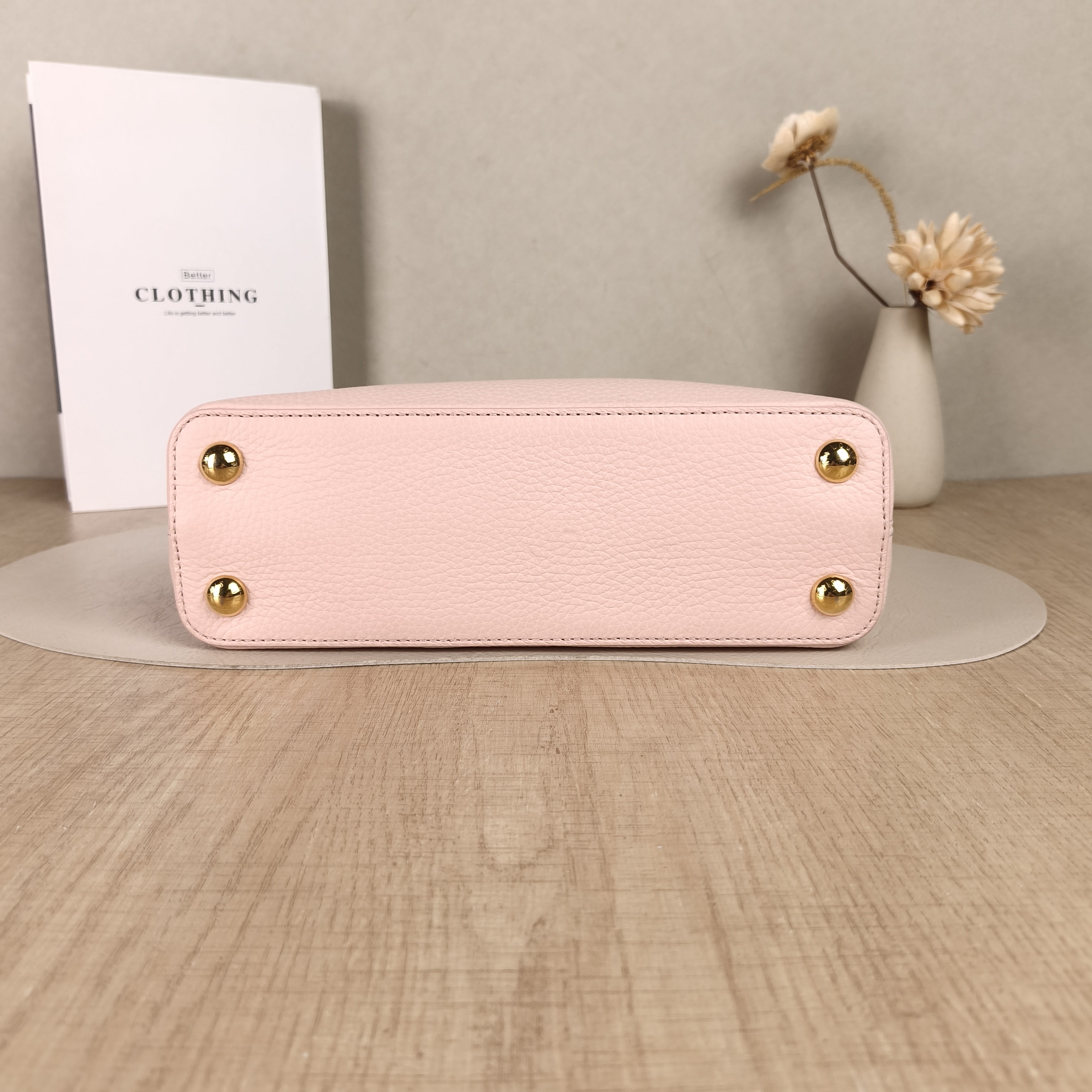 Louis Vuitton Crossbody Bag Capucines Pink Calfskin BB27 × 9 × 17.5 cm — cover view 2 of 5