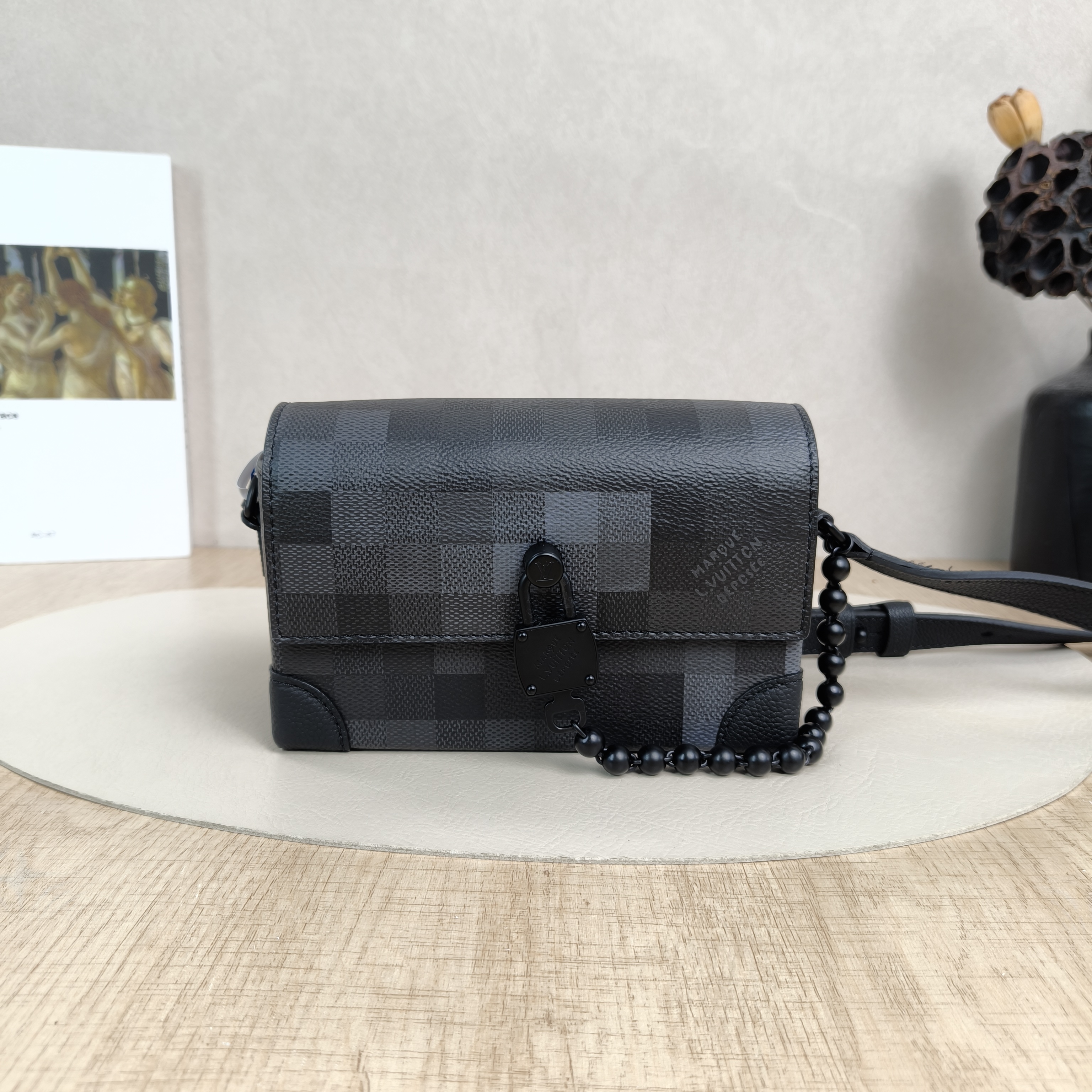 Louis Vuitton Crossbody Bag Steamer Box PV Cmini18 × 6.5 × 11 cm