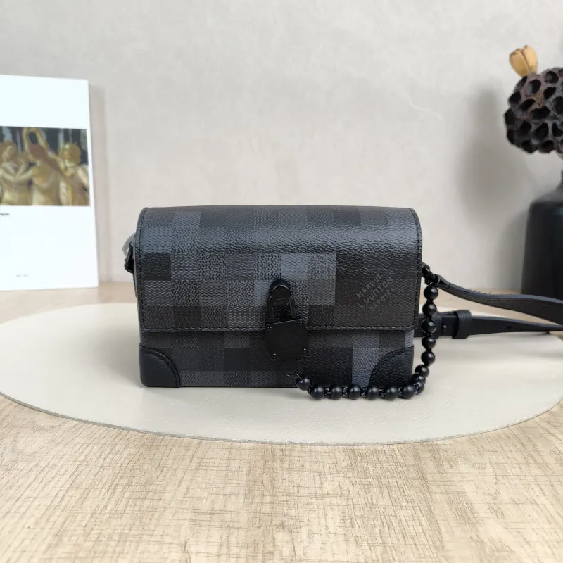 Louis Vuitton Crossbody Bag Steamer Box PV Cmini18 × 6.5 × 11 cm