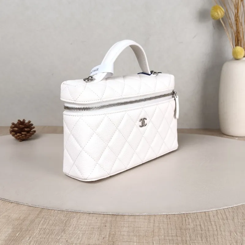Chanel Crossbody Bag26s lp Box Bag Top Handle Crossbody Bag White Calfskin One Size 19.5 × 5 × 17 cm — cover view 2 of 5