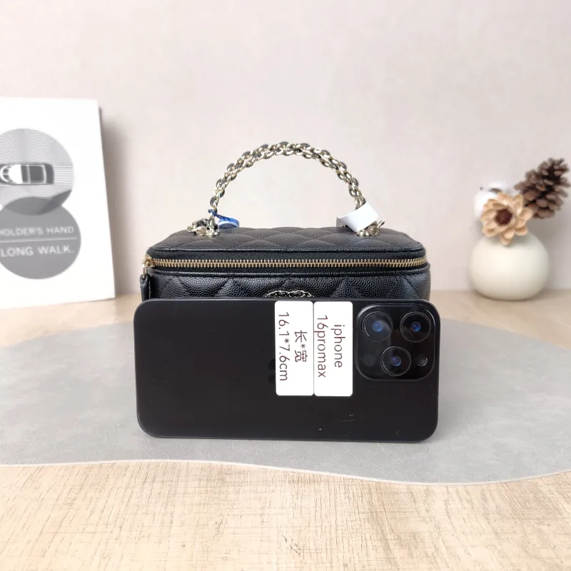 Chanel Crossbody Bag Black Grained Calfskin Mini 16 × 8 × 9.5 cm — cover view 4 of 6
