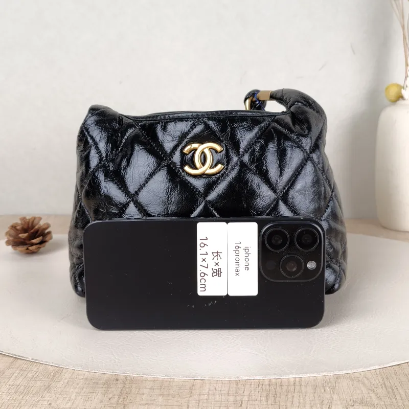 Chanel Shoulder Bag Hobo Black Lambskin Small22.5 × 8.5 × 19.5 cm — cover view 4 of 5
