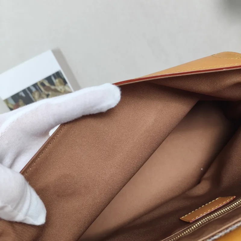 Louis Vuitton Crossbody Bag Steamer Messenger Bag Brown PVC One Size30 × 10 × 20 cm — detail view 8 of 12