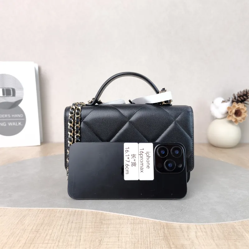 Chanel Crossbody Bag 25k woc Black Calfskin 19.2 × 3.5 × 12.3 cm — cover view 3 of 6