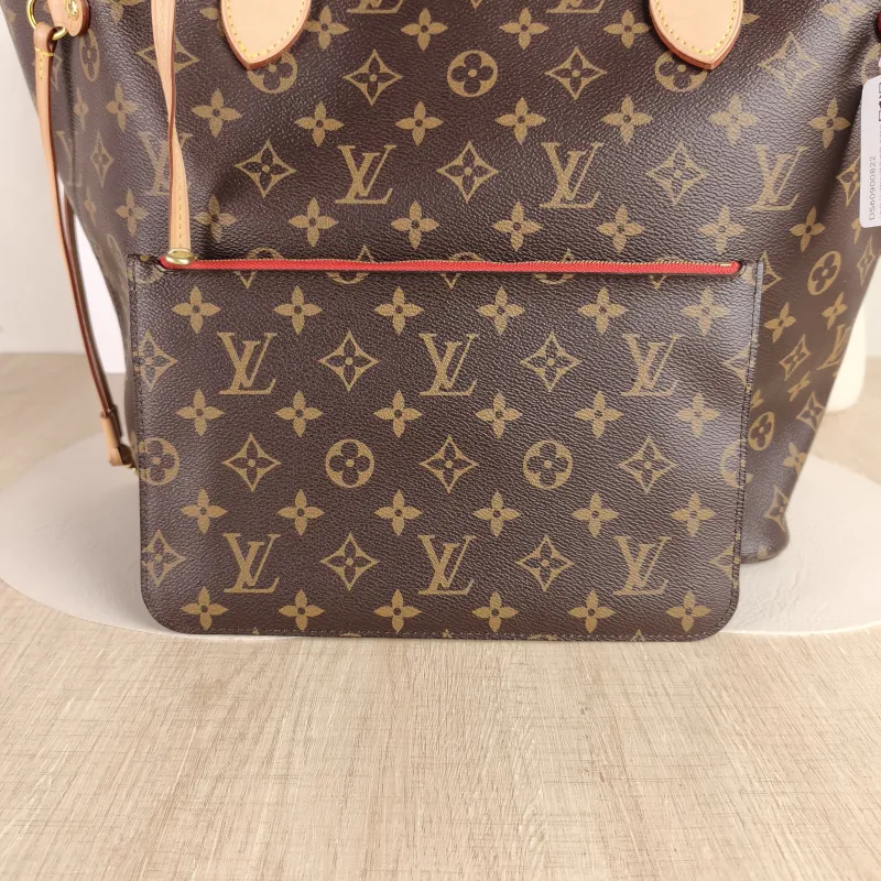 Louis Vuitton Shoulder Bag Monogram PVC Medium 31 × 14 × 28 cm — detail view 1 of 11