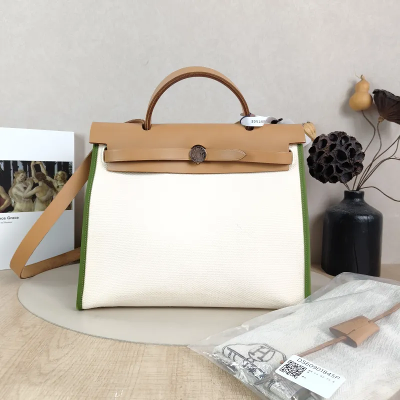 Hermès Crossbody Bag Herbag 31Green White Canvas Medium30.5 × 11 × 25.5 cm — cover view 2 of 6
