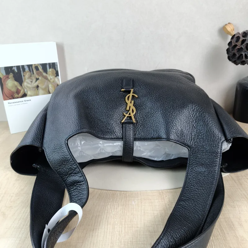 SAINT LAURENT Shoulder Bag LE 5 À 7 BEA Black One Size36 × 11 × 28 cm — detail view 8 of 12