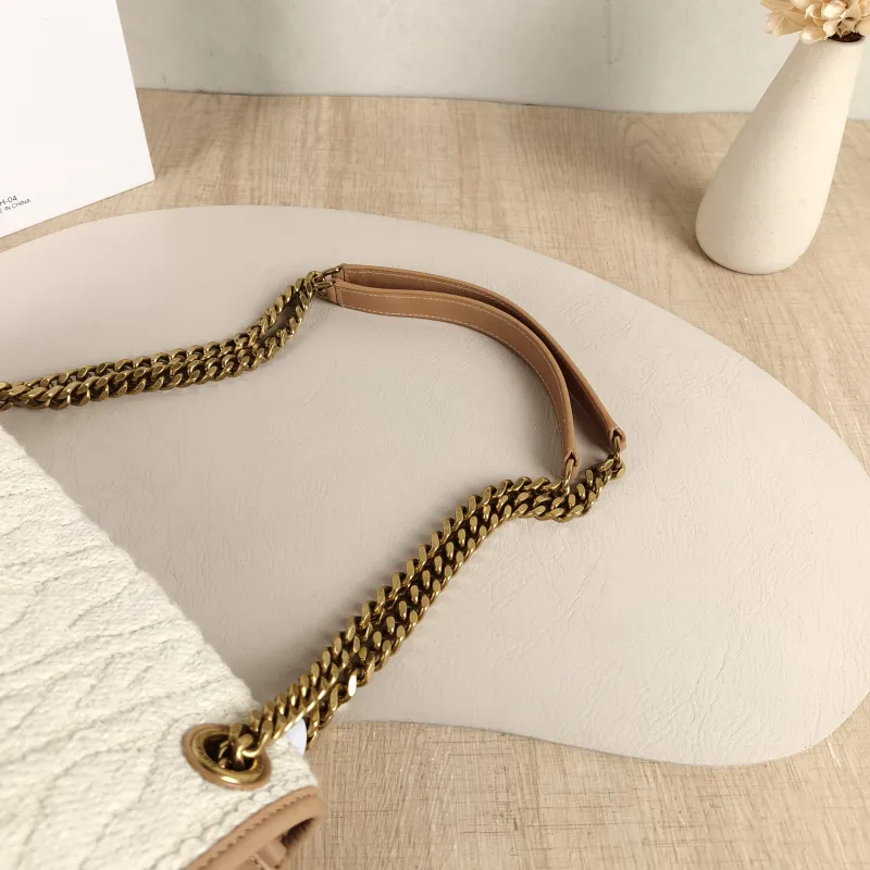 SAINT LAURENT Crossbody Bag Niki White D Medium28 × 8.5 × 20 cm — detail view 3 of 13