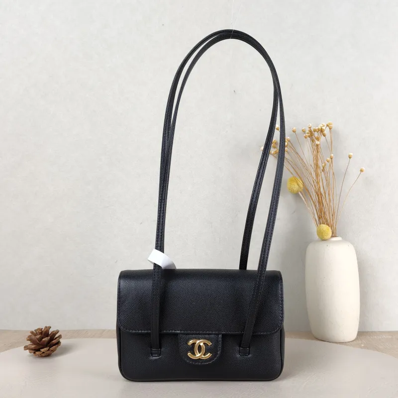 Chanel Crossbody Bag 26p preppy coco Black Grained Calfskin Mini 17 × 5 × 11.5 cm