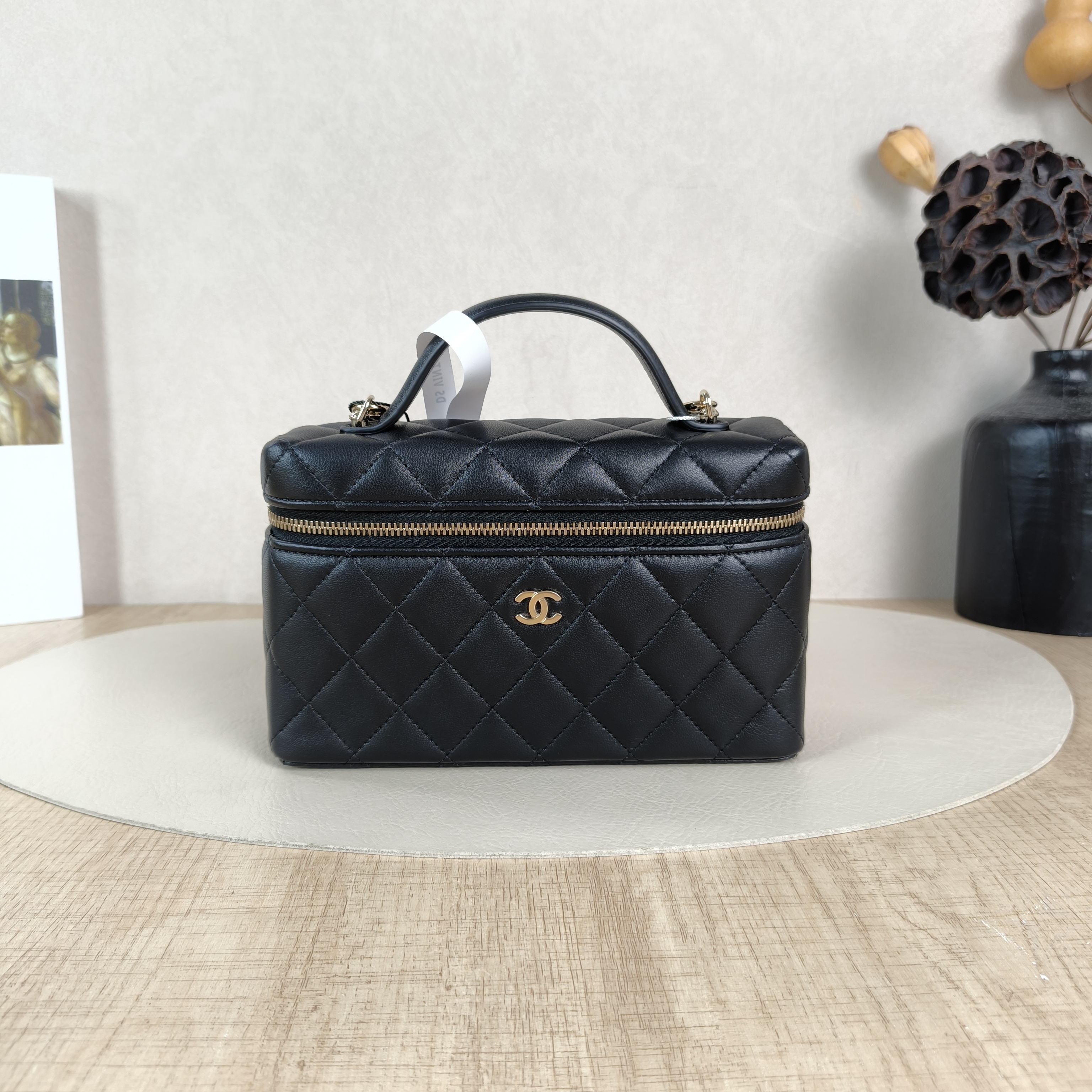 Chanel Crossbody Baglp Box Bag Top Handle Crossbody Bag Black Lambskin One Size19.5 × 5 × 17 cm