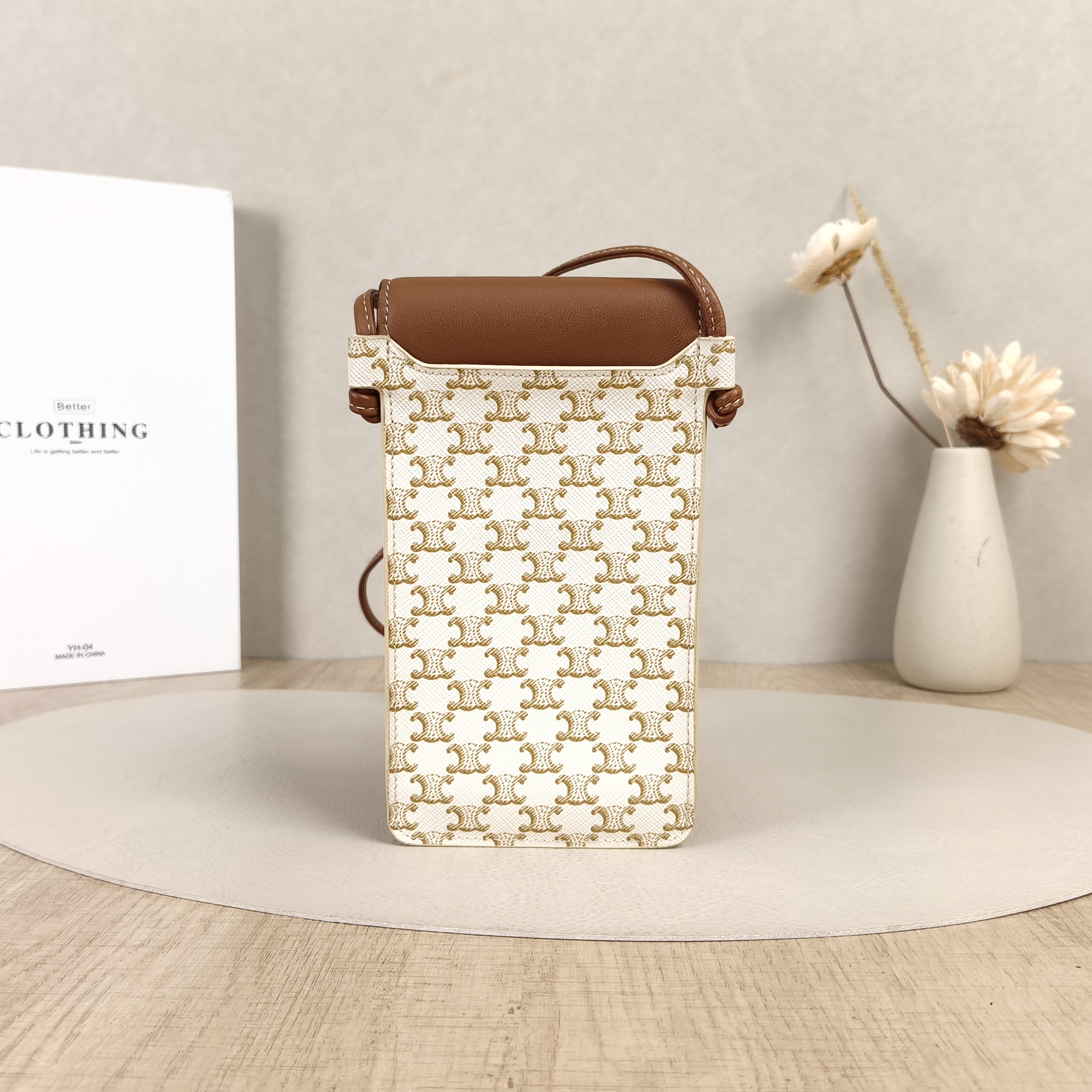 CELINE Crossbody Bag Triomphe White PV Cmini10 × 2 × 18 cm — cover view 4 of 4