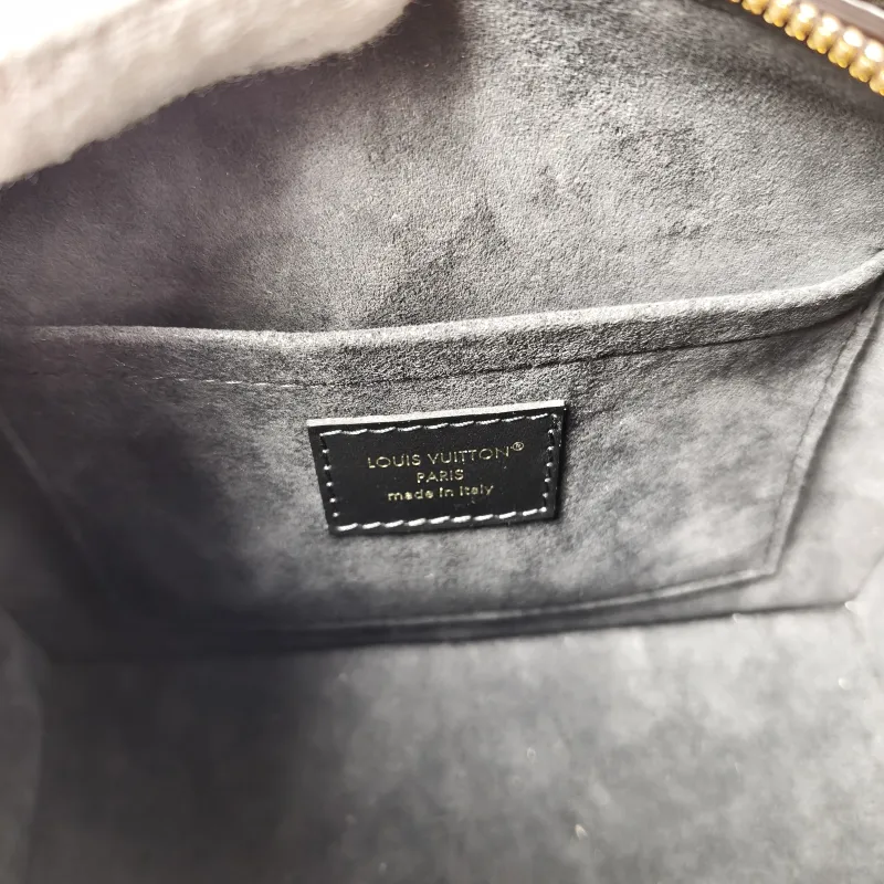 Louis Vuitton Crossbody Bag Speedy Trunk 20Monogram PVC Small20.5 × 11 × 13.5 cm — detail view 18 of 18