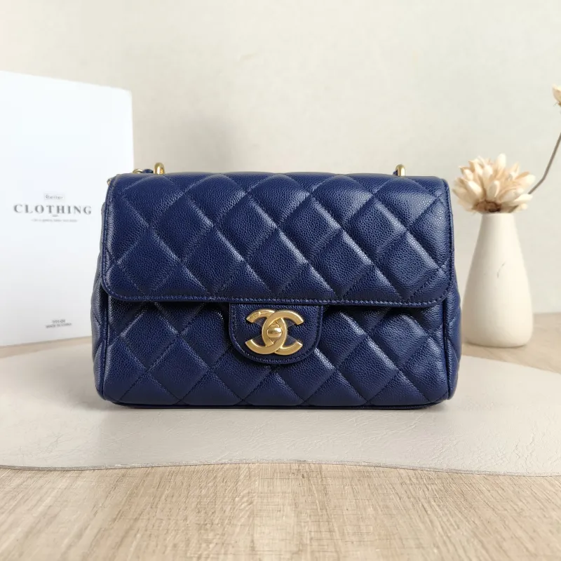 Chanel Crossbody Bag Blue Grained Calfskin Small22 × 6.5 × 14 cm