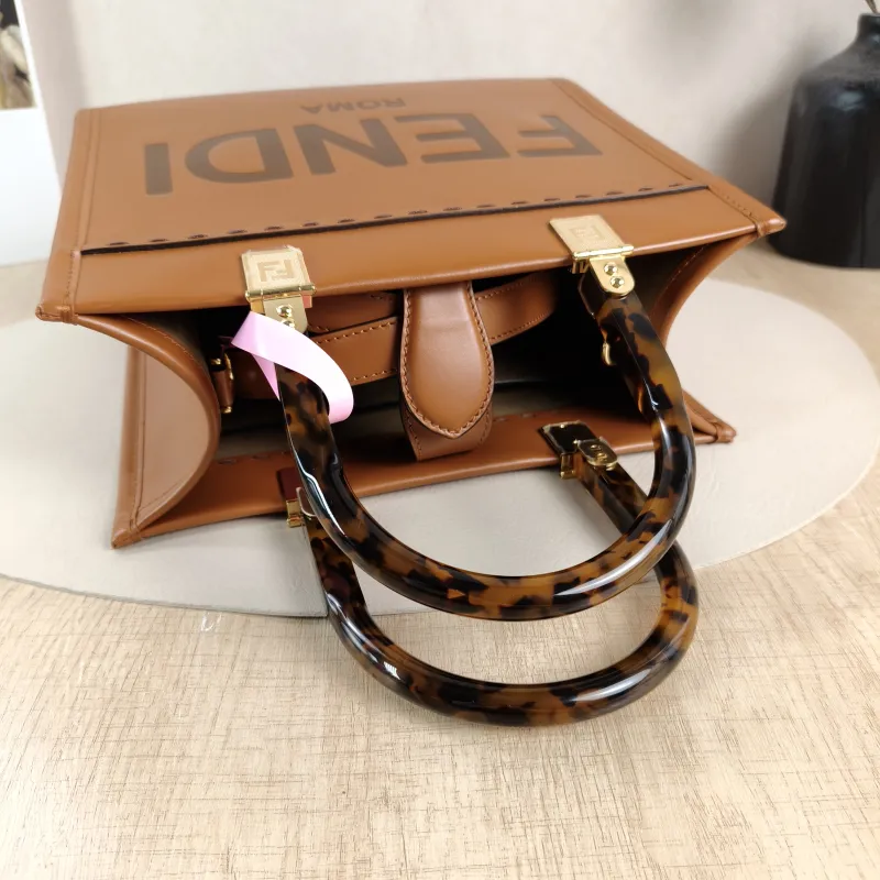 FENDI Crossbody Bag Sunshine Shopping Tote Caramel Calfskin Small 25.5 × 12 × 22.5 cm — detail view 5 of 12